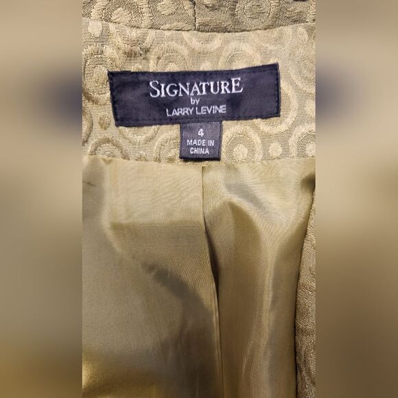 Signature by Larry Levine green skirt suit - Picture 9 of 13